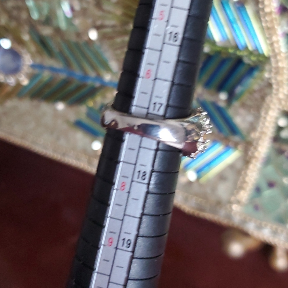 Silver Gemstone Ring - image 6